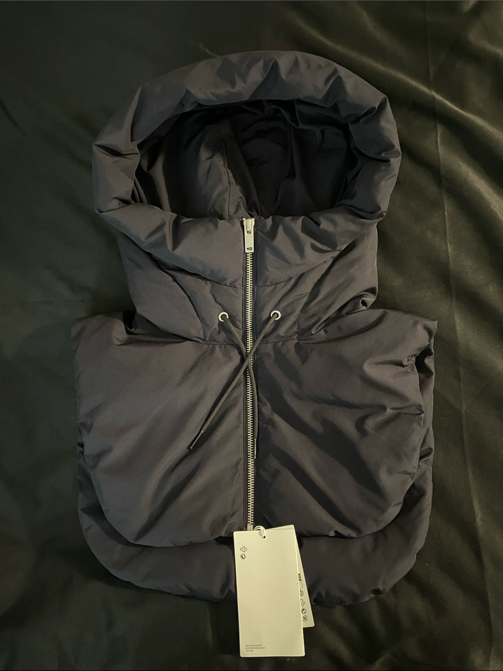 COS Women’s Puffer Hooded Crop Coat - Navy